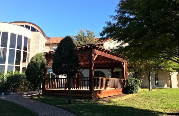 Commercial space pergola